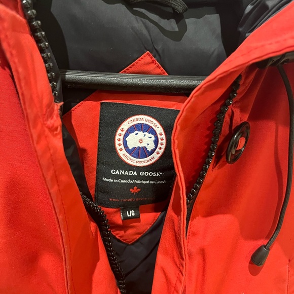 Womens Chilliwack Bomber Canada Goose red coat jacket Large - Picture 5 of 7